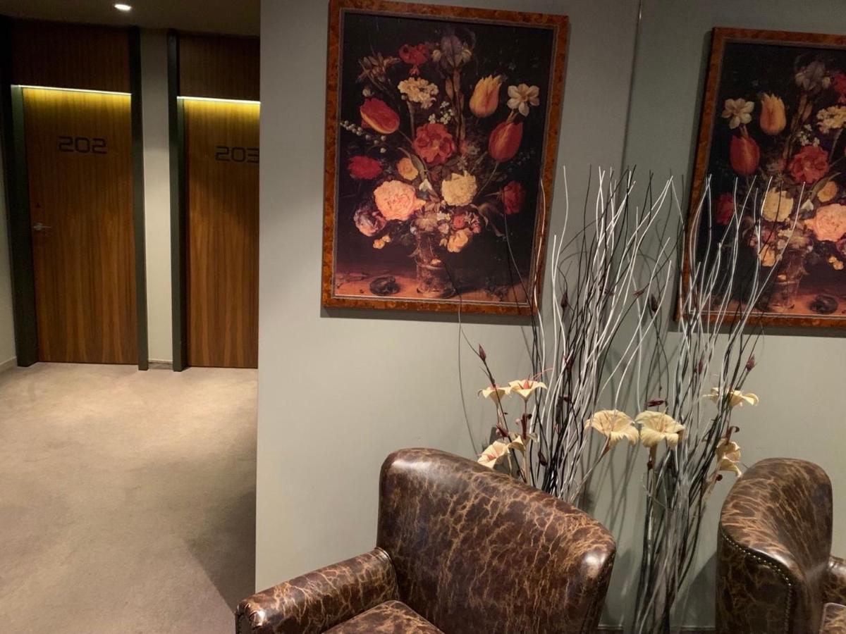 All Seasons Residence Design Hotel - Free Parking София Экстерьер фото