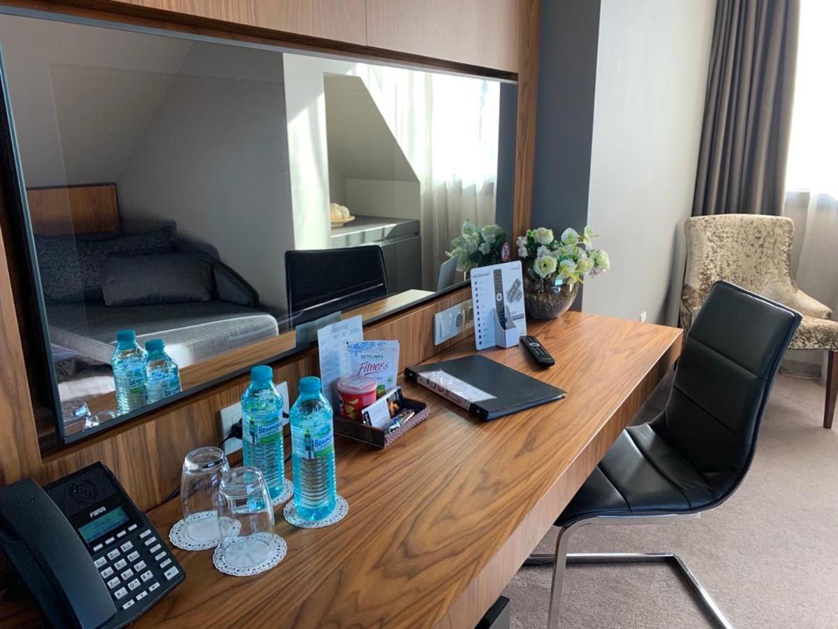 All Seasons Residence Design Hotel - Free Parking София Экстерьер фото